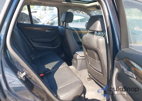 2014 BMW X1 xDrive28I z USA, uszkodzony, nr VIN WBAVL1C52EVY12627